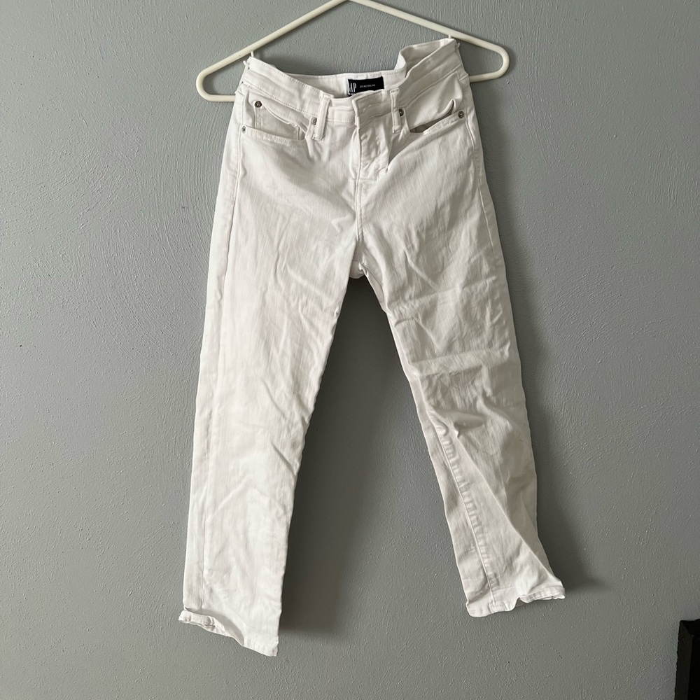 White gap jeans